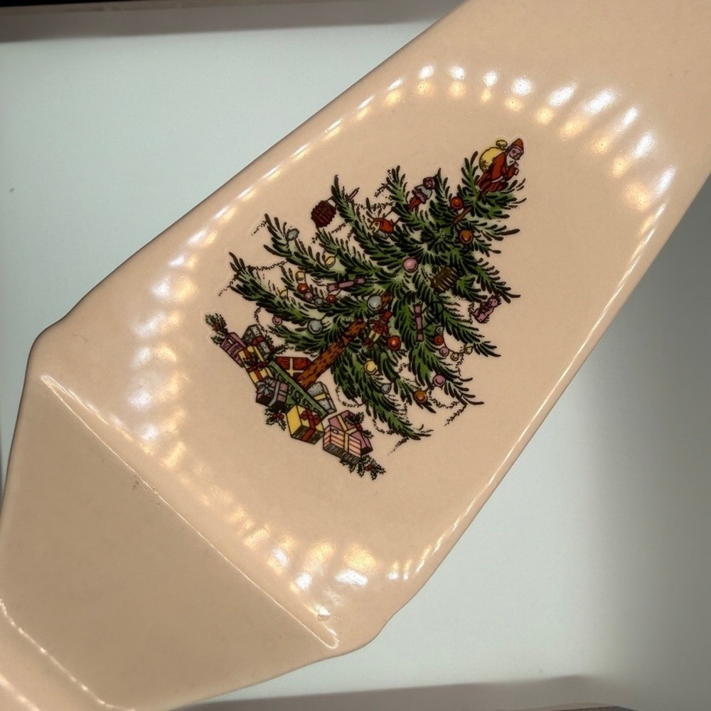 Spode Christmas Tree Ceramic Cake Server S3324-A18 Holiday Serveware - Picture 5 of 7